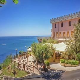 Villaggio Club Tortorella，Marina di Casalvelino的飯店