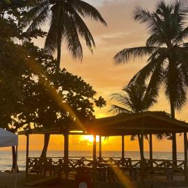 Riseland Breeze Collection, hotel di Carnbee Village