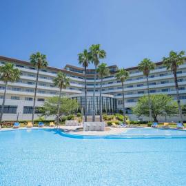 Grand Mercure Awaji Island Resort & Spa, hotelli kohteessa Minamiawaji