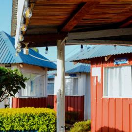 Papaal Hotel, Autospa and Grill, hotel en Miti ya Hunter