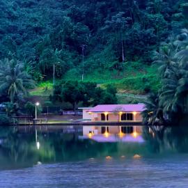 Sarahlodge, hotel a Tahaa