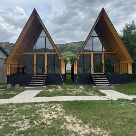 Eldos_Kolsai, hotel a Saty