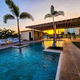 Relax Terrace Condo Near Coronado Beaches, hotel a El Creo