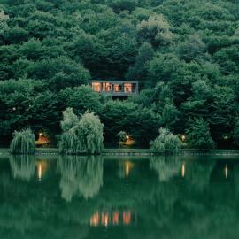 Lopota Lake Resort & Spa，位于Napareuli的酒店