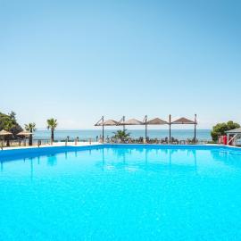Kamari Beach Hotel, отель в Потосе