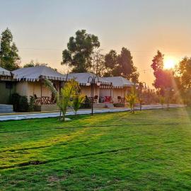 Whispering Woods, hotel din Gorthan