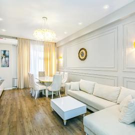 CHARM Luxury Apartment on BAKU、バクーのホテル