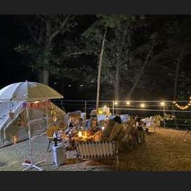 나무 숲 쉼 캠핑장 30 사이트 Tree FOREST CAMPING SITE 30, hotel Manji városában