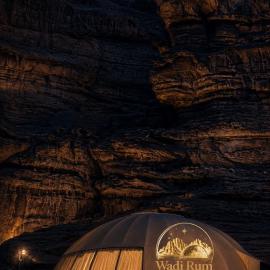 Wadi Rum Dome Camp, hotel in Disah