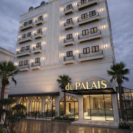 du PALAIS Hotel, hotel em Sultan Thaha Airport