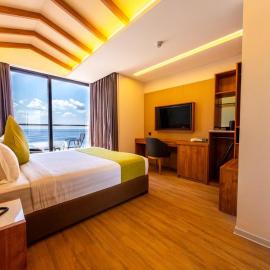 Triton Exotica โรงแรมในมาฟุชิ