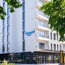 Grand Afrosiyob Hotel, hotelli kohteessa Tashkent