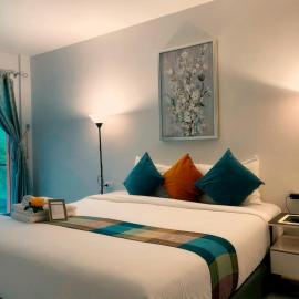 Linlaada Property Kamala, hotel a Kamala Beach