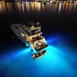 Holyship 4 Cabin Fairline Squadron 65 Motoryacht, hotel Çırkan városában