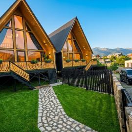 Panorama DIlijan, coteges with 2 bedroom, designed by Khi, hotel v destinácii Dilijan