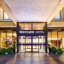 Mercure Telford Centre Hotel, khách sạn ở Telford