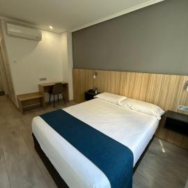 Hotel Alda Altiana,奧倫塞的飯店