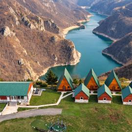 Rural Resort Tron Gold, hotel u gradu 'Pluzine'