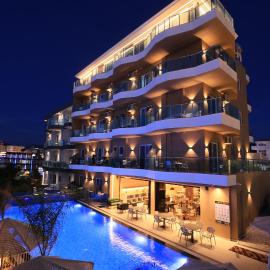 Hotel Landi, ξενοδοχείο σε Εξαμίλι
