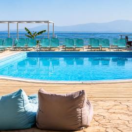 Agnes Beach Hotel Apartments