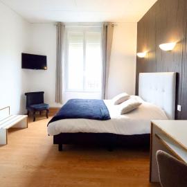 Hotel du Pot d'Etain, מלון בשאלון אן שמפאן