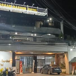 Dream Garden Hotel, hotel a Solano