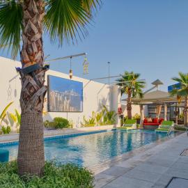 Royal Vintage for Smart VIP Guests, hotel em Ras al-Khaimah