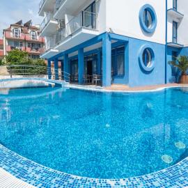Hotel Nadia, ξενοδοχείο στο Πριμόρσκο