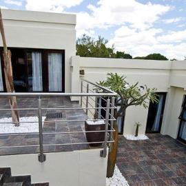 Galton House, hotel i Windhoek