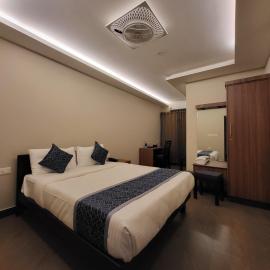 Hotel Grand Vista, hótel í Cochin