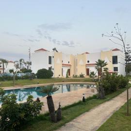 Skhirat Beach Bungalow, hotel u gradu Shirat