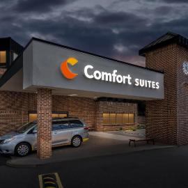 Comfort Suites Bethlehem Near Lehigh University and LVI Airport, hotel v destinaci Bethlehem
