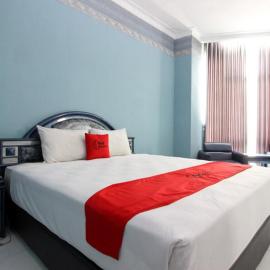 Akur Hotel Malioboro Mitra RedDoorz، فندق في يوغياكارتا