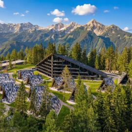 TRIFORET alpin resort by Falkensteiner, מלון בהינטרסטודר