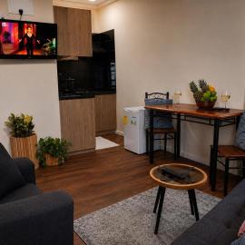Boutique 2 Bedroom Apartment Fast WiFi AC North Paramaribo, hotell sihtkohas Paramaribo