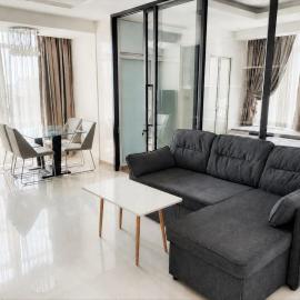 Modern and quiet Condo BKK1 - Rooftop Pool, hotel em Phnom Penh