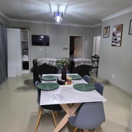 Mutare Fairbridge Executive Suites, hotel en Mutare