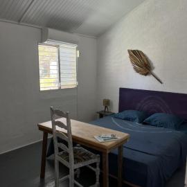 Les Chambres d'Umoja, hotel a Grand-Bourg