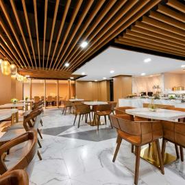 Atour Hotel Xi'an Administrative Center High-speed Railway Station, hotel v mestu Xi'an