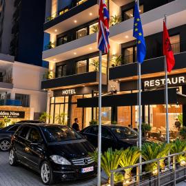 Golden Nina Hotel, hôtel à Vlorë