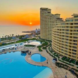 porto elsokhna sea Veiw 2br, hotel u gradu Ajn Sukna