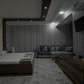 Hotel Ayyub Sultan, hotel din Urghenci