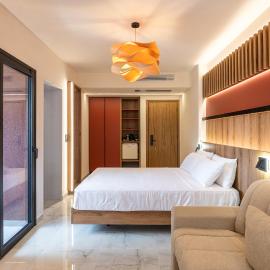 ZOI Girni - Seaside Hotel, hotell i Olympiakí Aktí