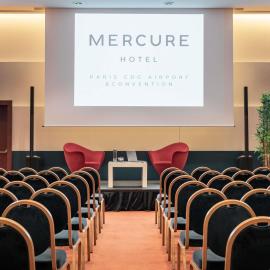 Viesnīca Mercure Paris CDG Airport & Convention pilsētā Ruasīanfransa