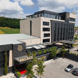 Palace Hotel & SPA, hotelli kohteessa Kosovska Mitrovica