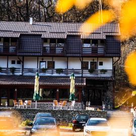 Hunter Vip, Hotel in Reghin