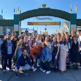 Munich Oktoberfest Village Breakfast included by Yes-Trips!, hotel in München