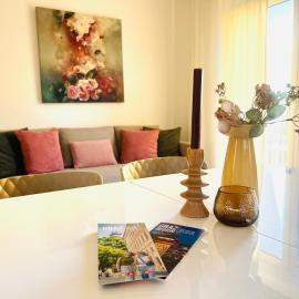 APSTAY Bungalow I Parking option & Self Check-in، فندق في غراتس