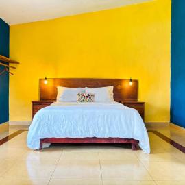 Loft Bugambilia en Casa Viva Merida, hotelli kohteessa Techoh