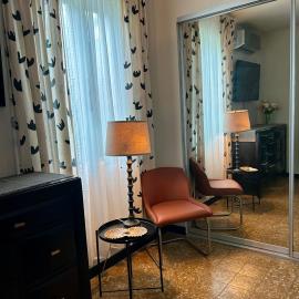 Isla Verde By The Beach Guest House, hotel sa San Juan